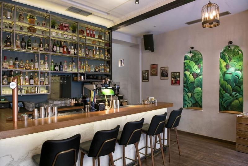 לינה וארוחת בוקר The Frogs_guest House אתונה
